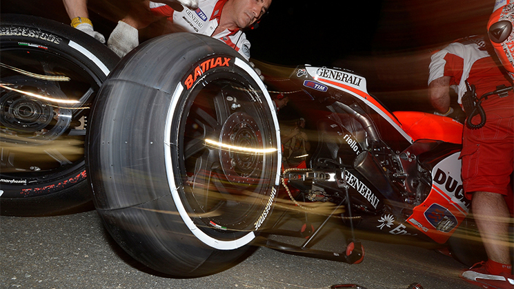 BRIDGESTONE-MOTOGP